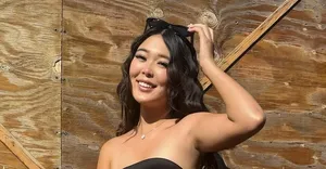 Extra Emily profile
